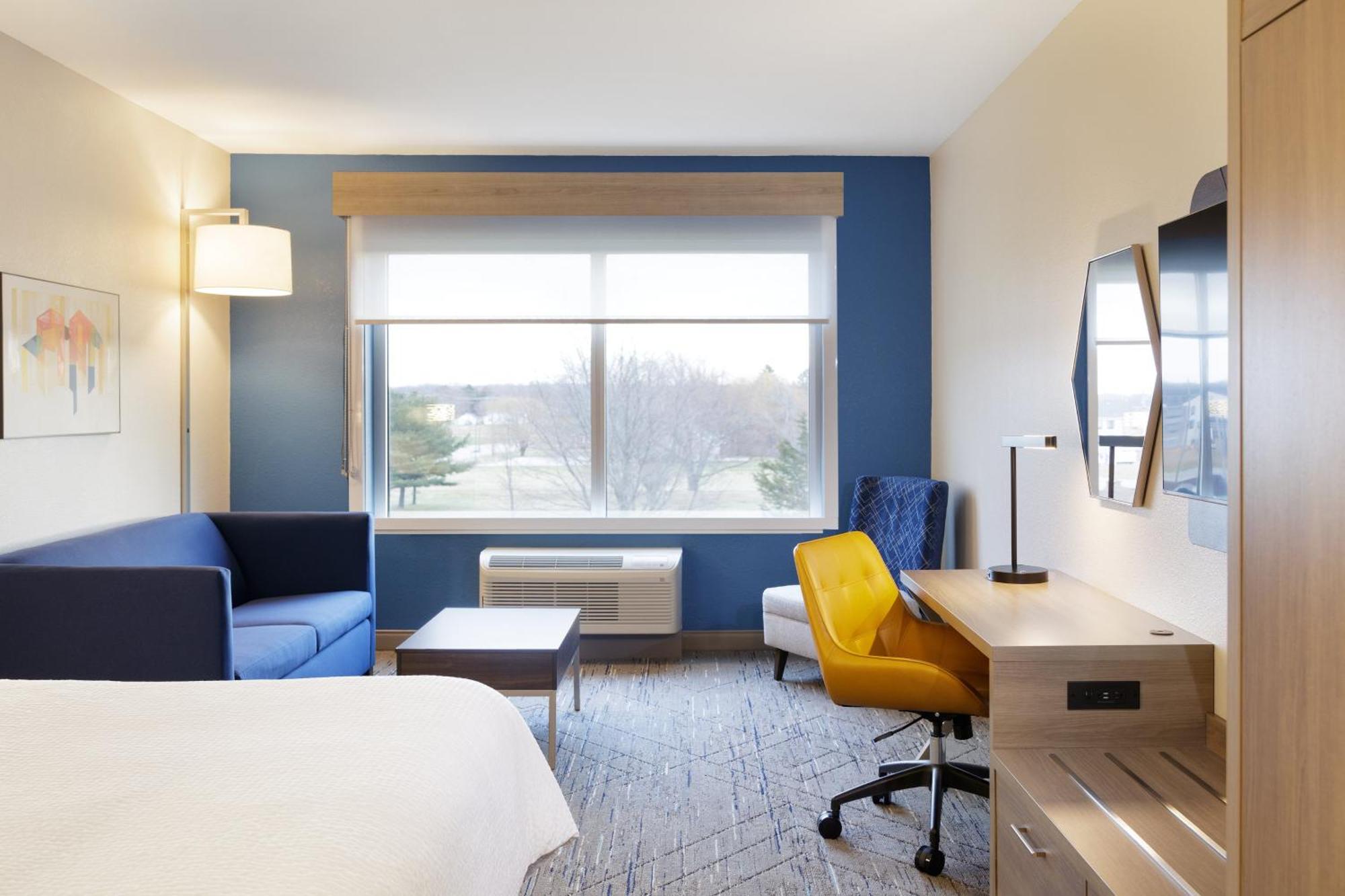 Holiday Inn Express & Suites Brady By Ihg Eksteriør billede