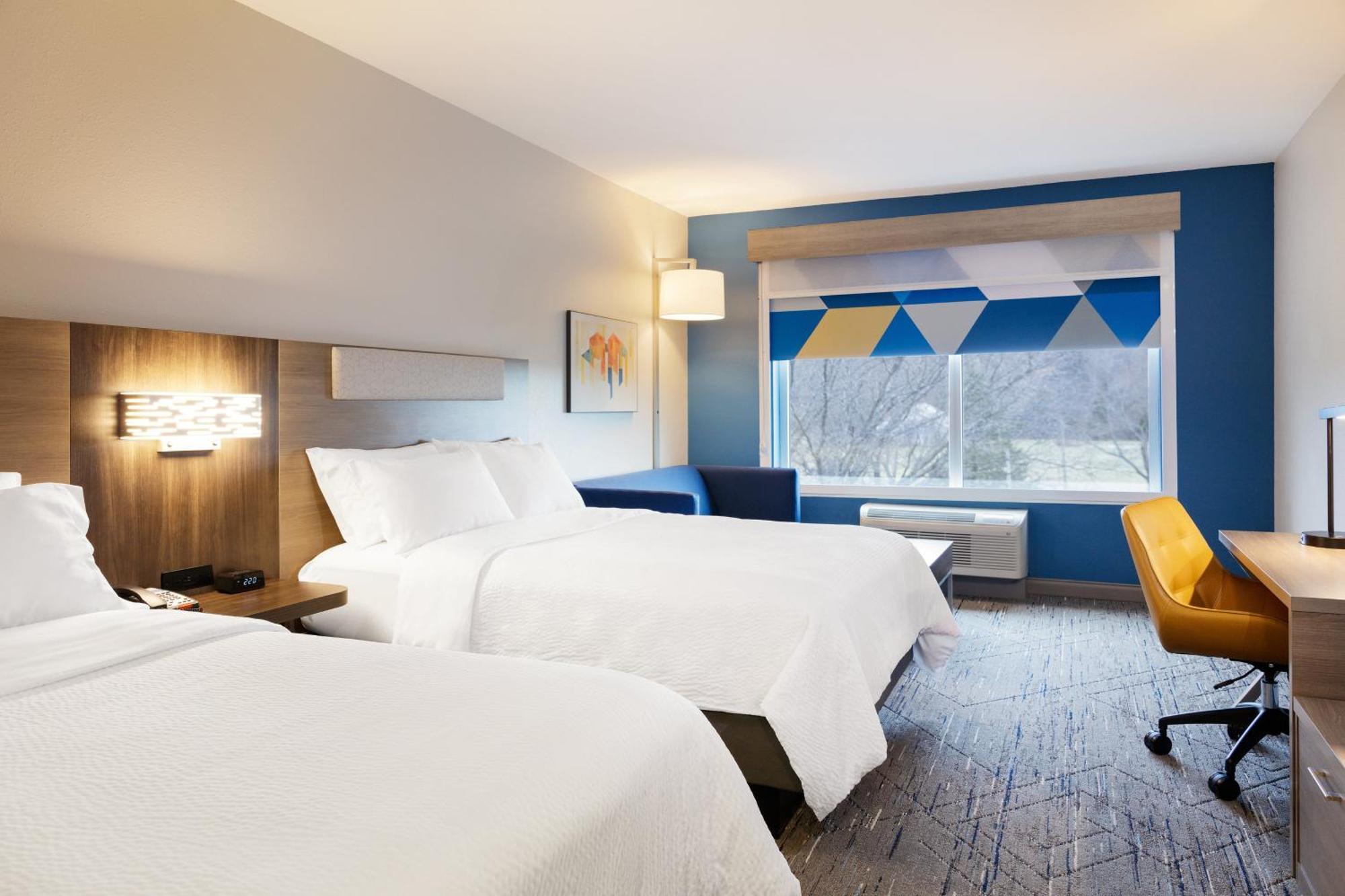 Holiday Inn Express & Suites Brady By Ihg Eksteriør billede