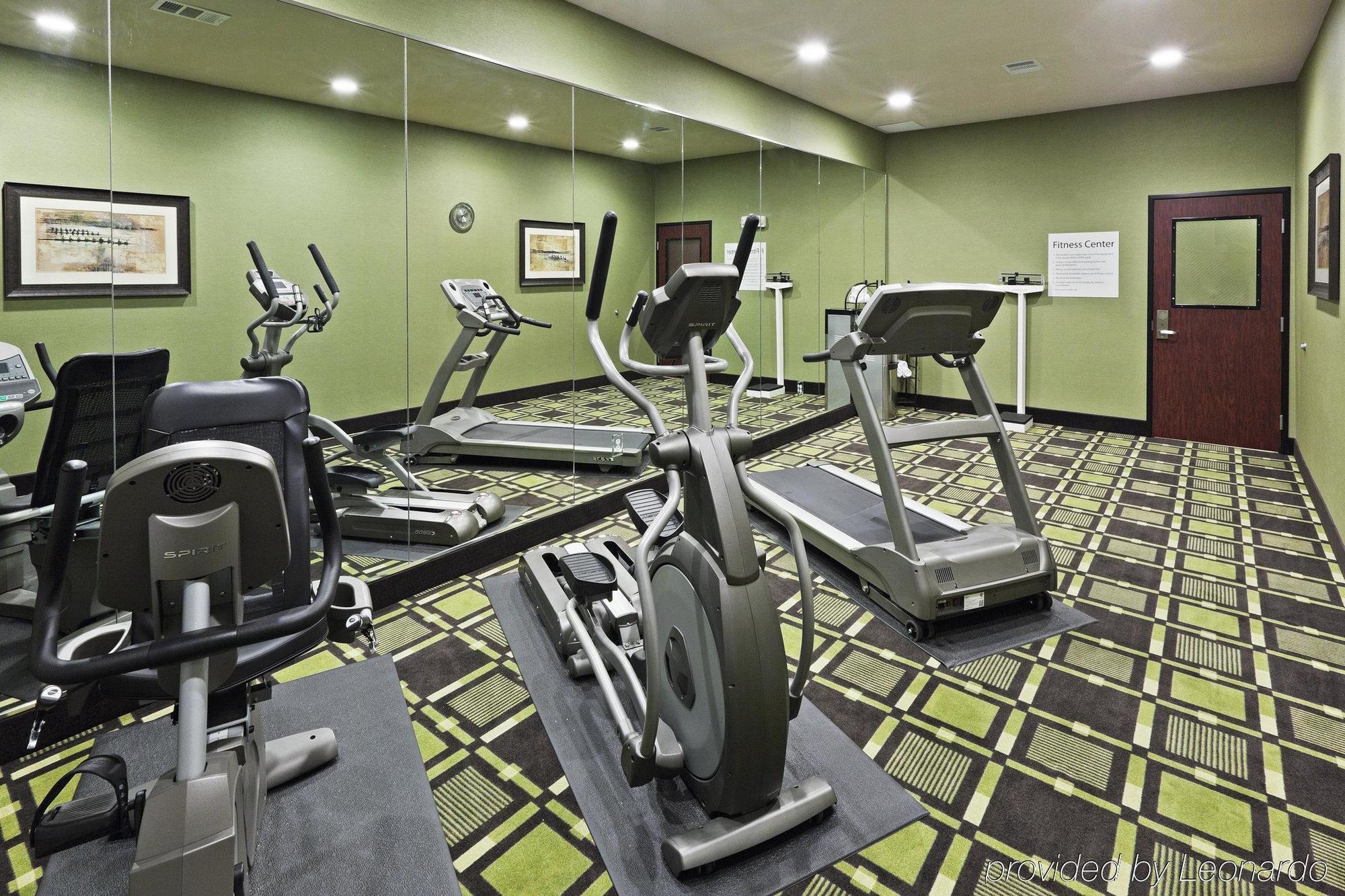 Holiday Inn Express & Suites Brady By Ihg Faciliteter billede