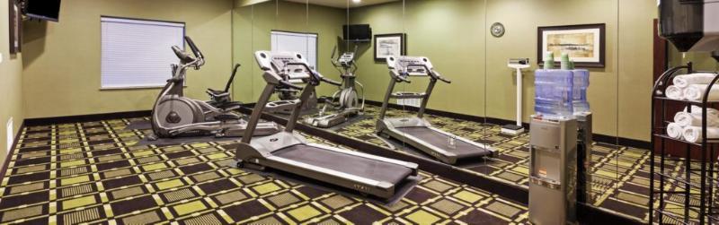 Holiday Inn Express & Suites Brady By Ihg Eksteriør billede