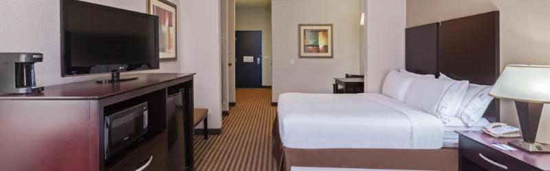 Holiday Inn Express & Suites Brady By Ihg Eksteriør billede